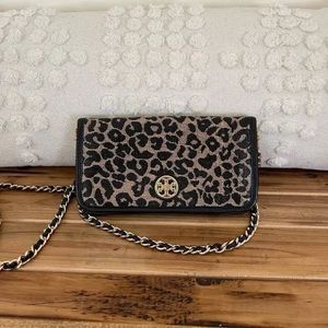 tory burch crossbody bag